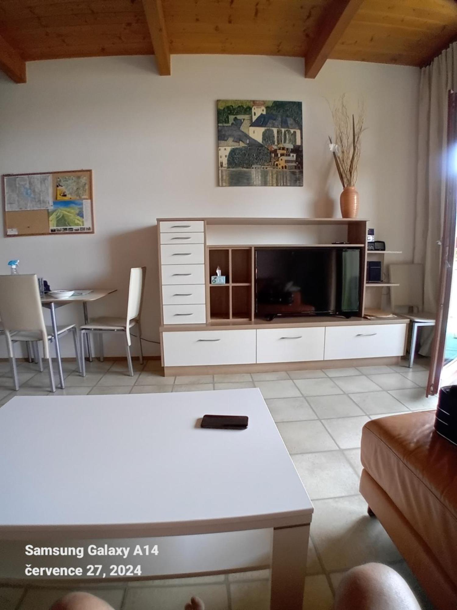Appartamento Lipno Doky A12 Apparment Lipno nad Vltavou Esterno foto